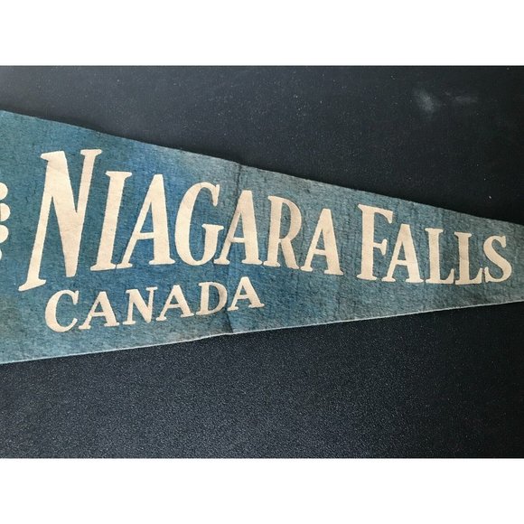 Vintage Niagara Falls Canada Felt Travel Tourist Pennant 27" - Picture 3 of 8